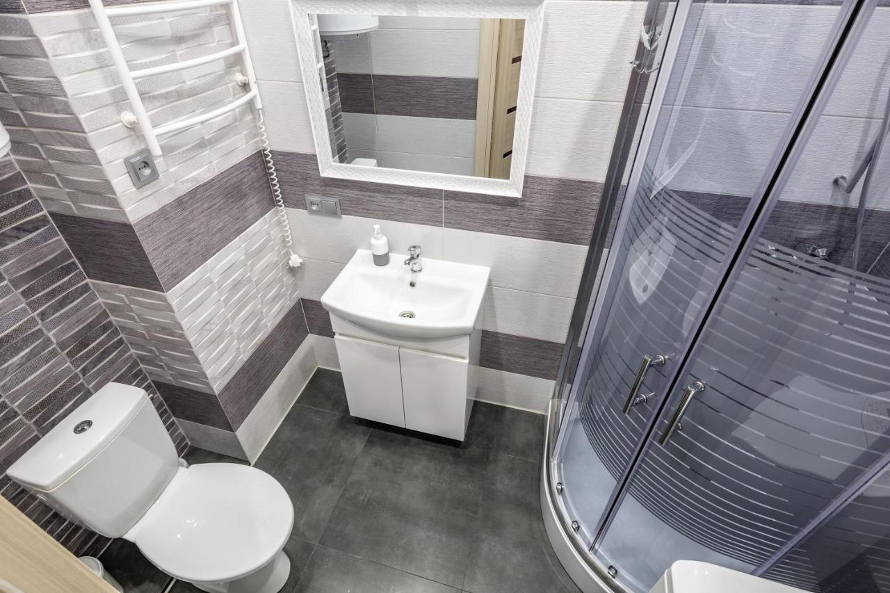 Apartment On Lesya Ukrainka Λβιβ Εξωτερικό φωτογραφία